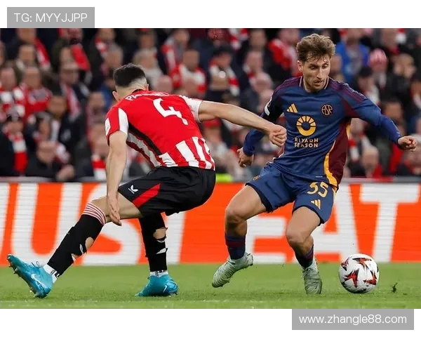 马竞主场鏖战塞维利亚双方激烈对攻上演技战术巅峰对决